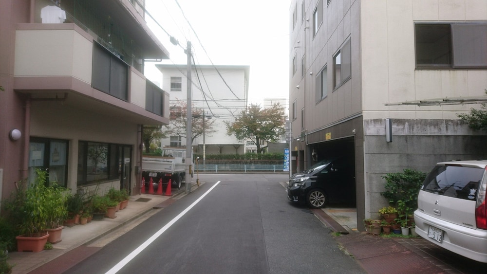 PINE TREE HOTEL 広島