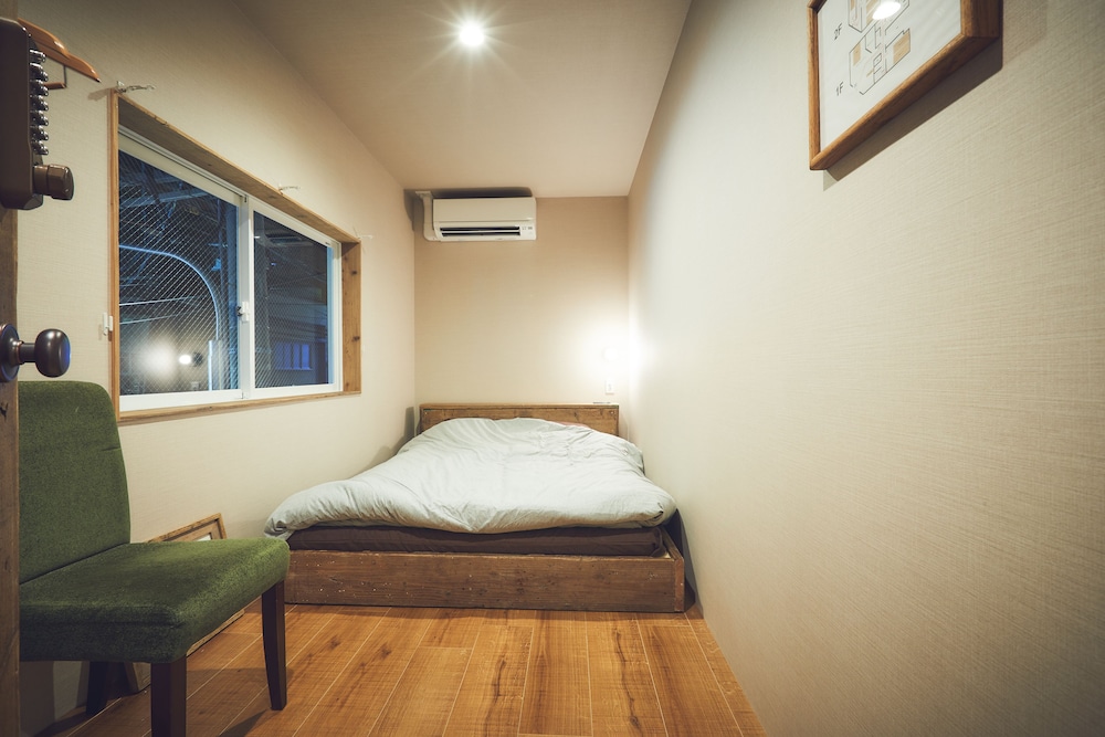 36HOSTEL サルホステル 広島