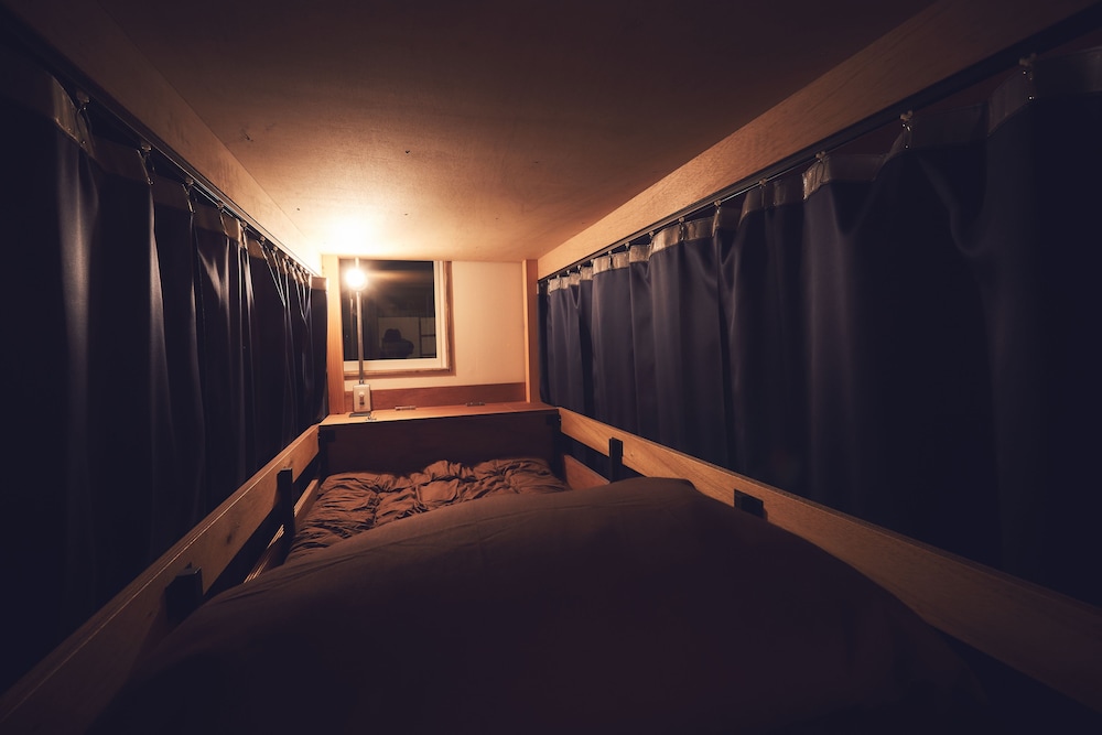 36HOSTEL サルホステル 広島