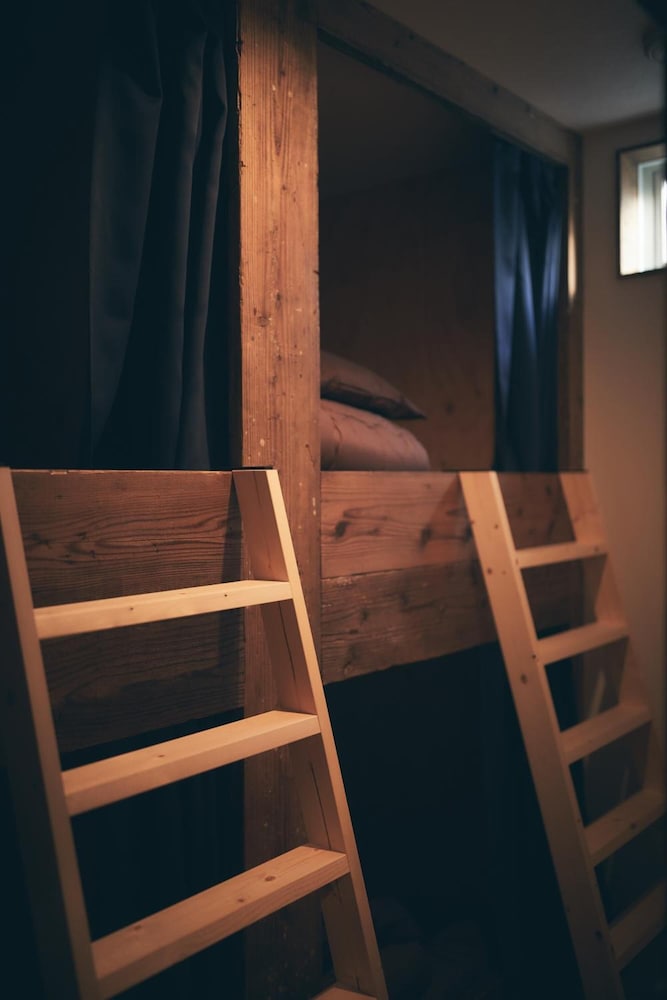 36HOSTEL サルホステル 広島