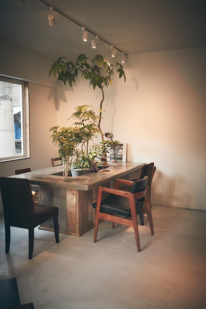 36HOSTEL サルホステル 広島