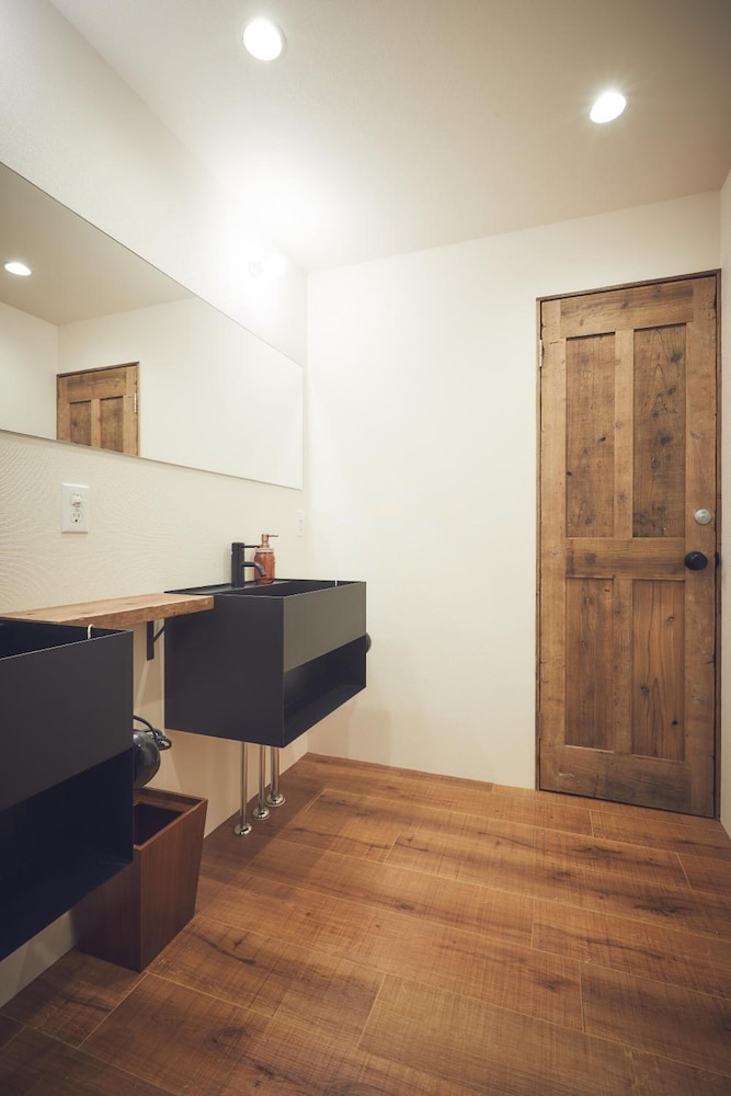 36HOSTEL サルホステル 広島