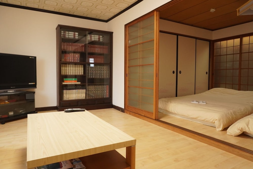 PRIVATE HOUSE FOR RABBIT ISLAND 広島