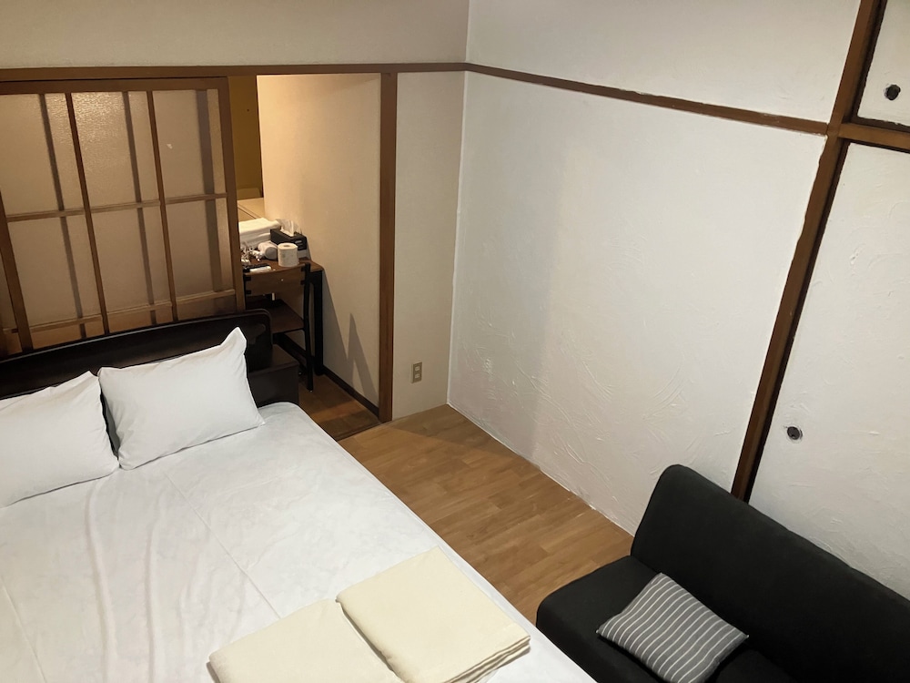 CASA VIENTO STAY INN 広島