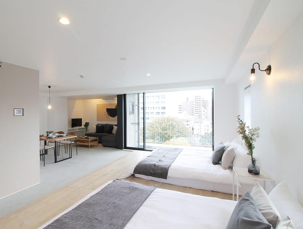 B HOTEL 広島平和大通り 広島