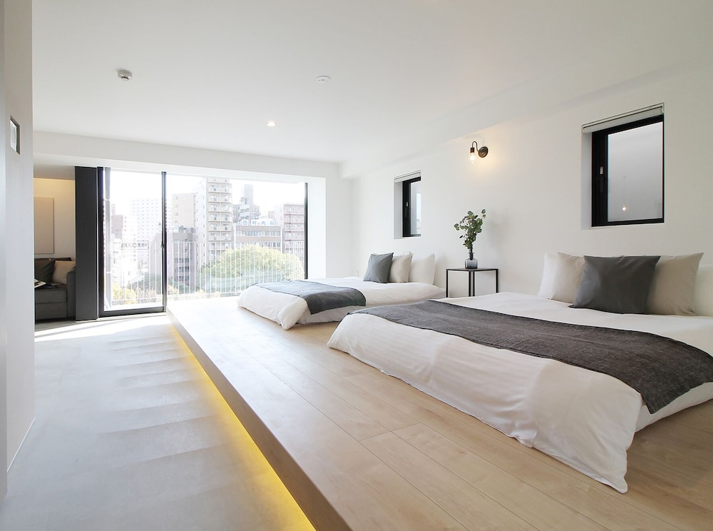 B HOTEL 広島平和大通り 広島