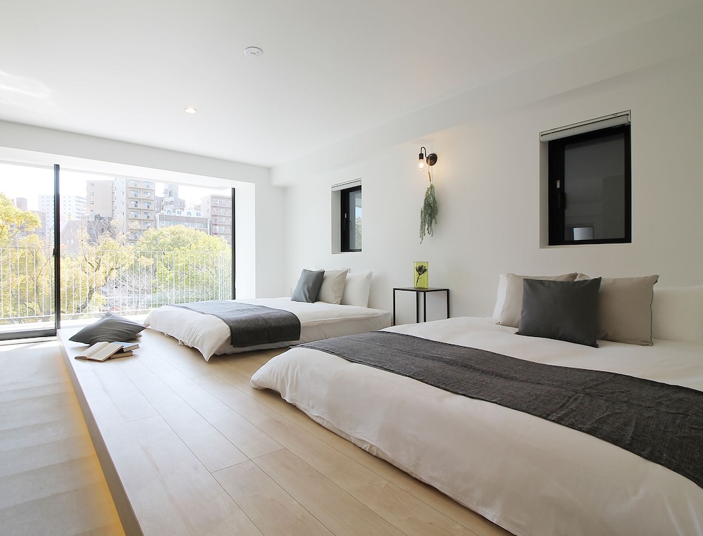 B HOTEL 広島平和大通り 広島