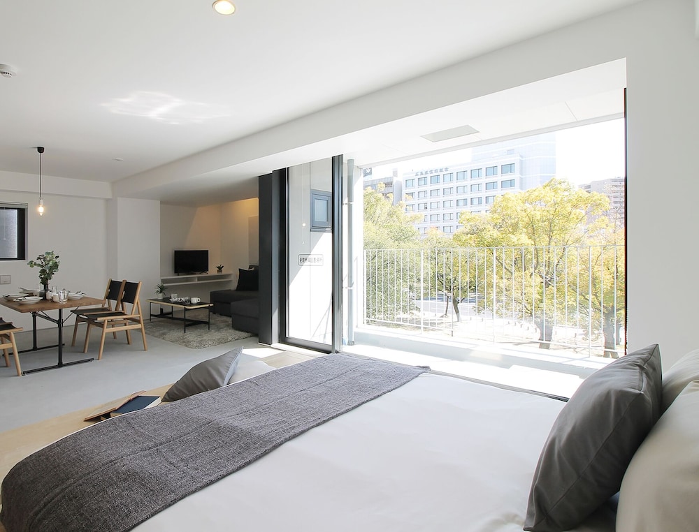 B HOTEL 広島平和大通り 広島