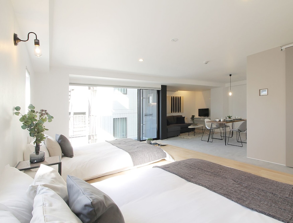 B HOTEL 広島平和大通り 広島
