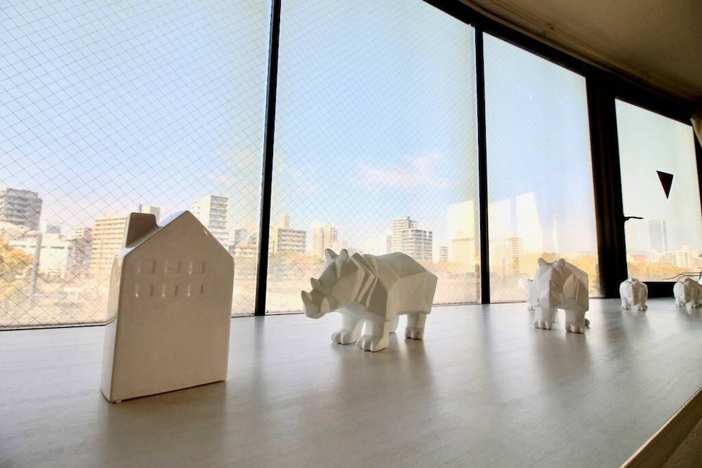 LUXES 比治山 広島