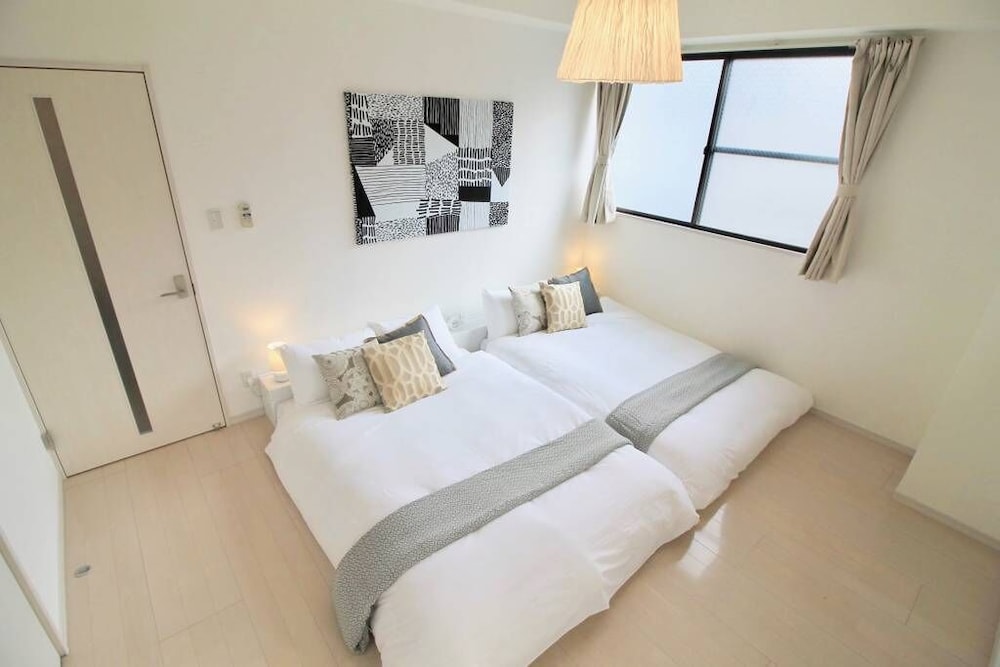 LUXES 比治山 広島