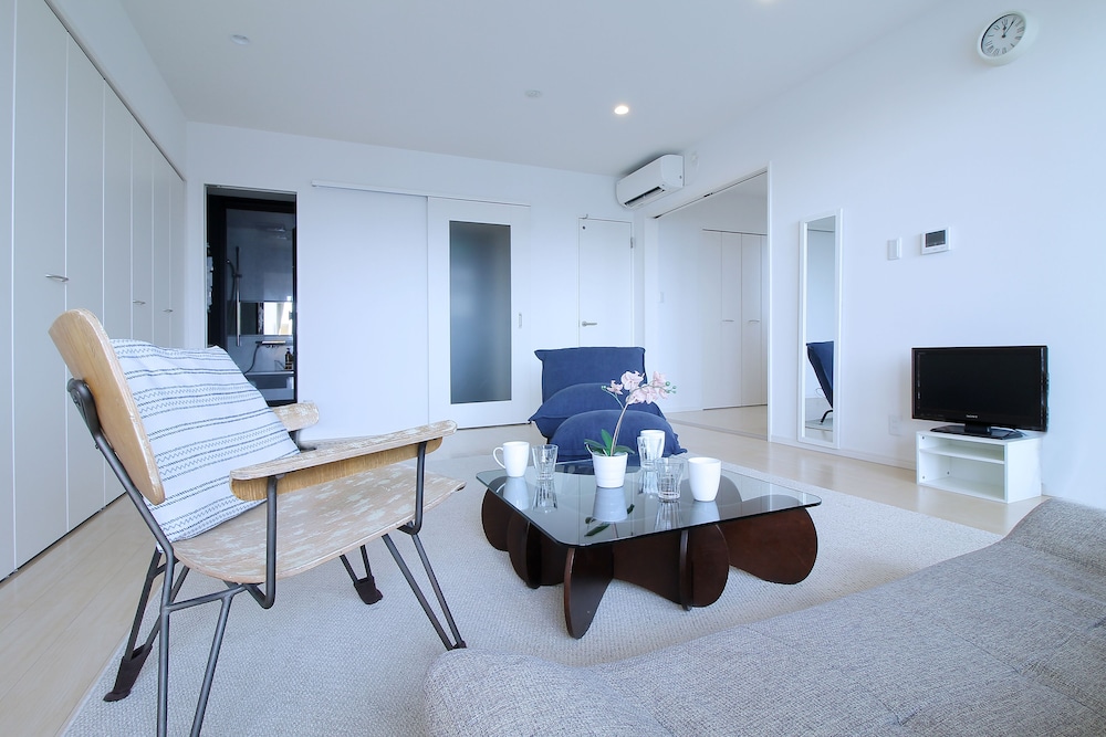 87G YOSHIJIMA AVE. 201、302、801 広島