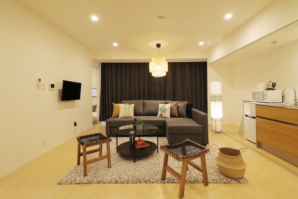 87G YOSHIJIMA AVE. 201、302、801 広島