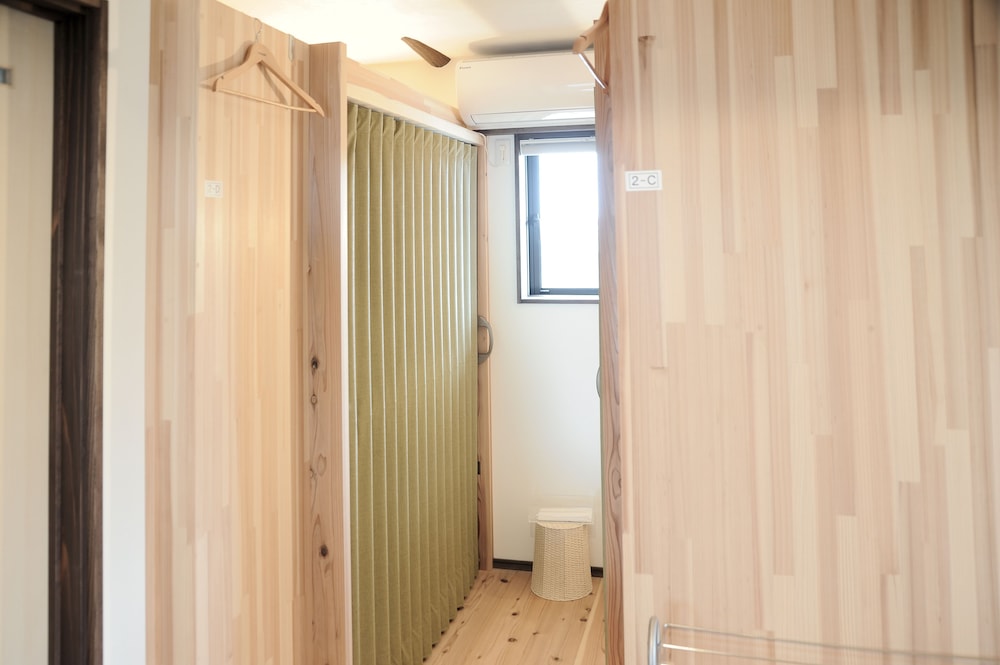 ゲストハウス くすの木 広島