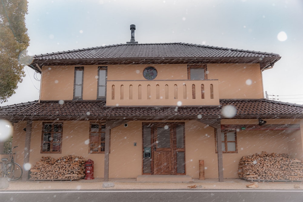 ゲストハウス くすの木 広島