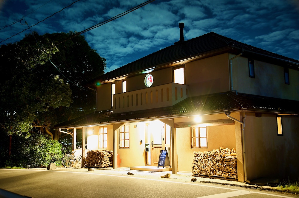 ゲストハウス くすの木 広島