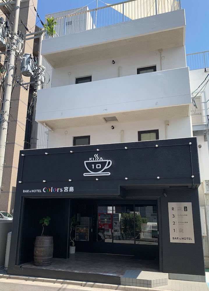BAR & HOTEL COLORS 宮島 広島