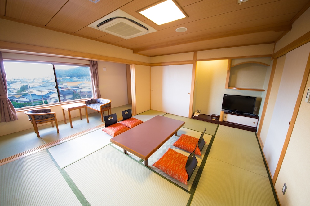 鳴門海月別邸 鯛丸海月 徳島