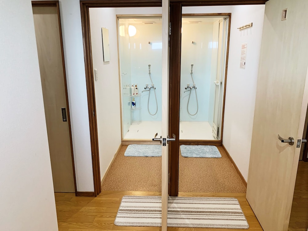ゲスト ハウス 017 レイナ 川内 徳島
