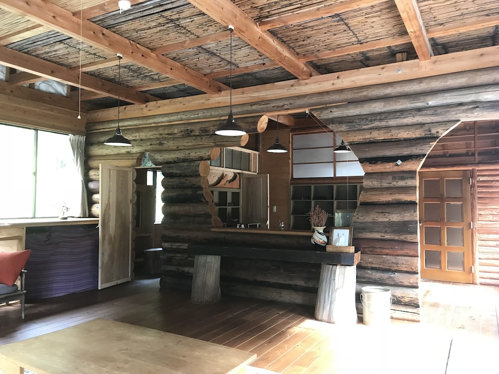 ルロ クラシックガーデン 徳島