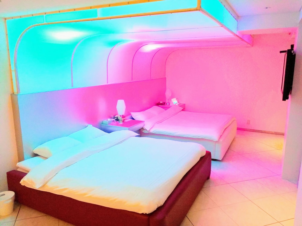 ホテル TIKI 徳島