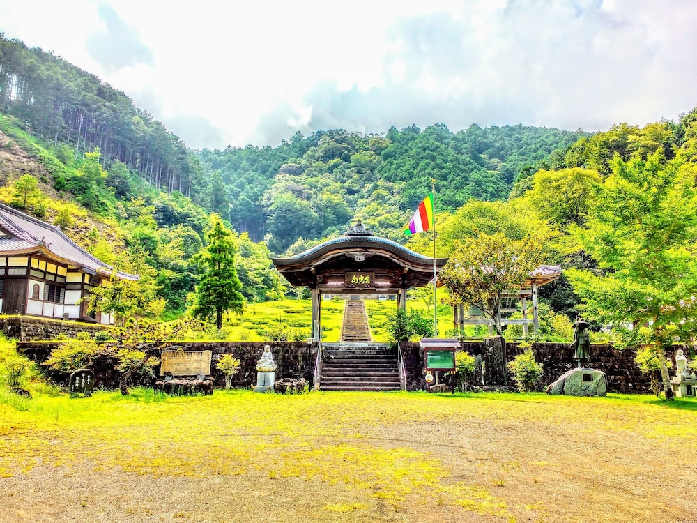 ホテル TIKI 徳島