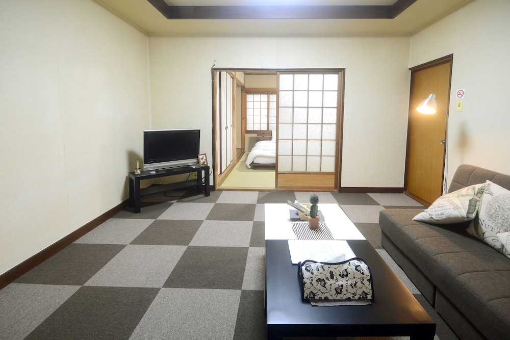 侍APARTMENT 高松