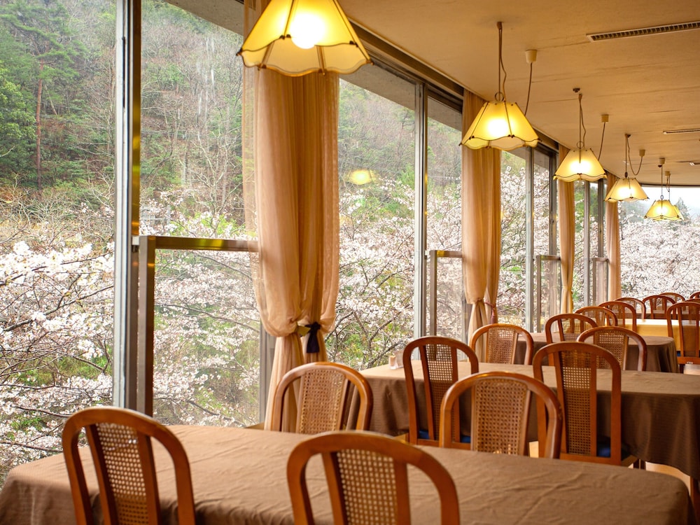 新樺川観光ホテル 高松