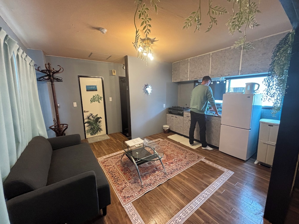 セブンスリー高松ゲストハウス 高松