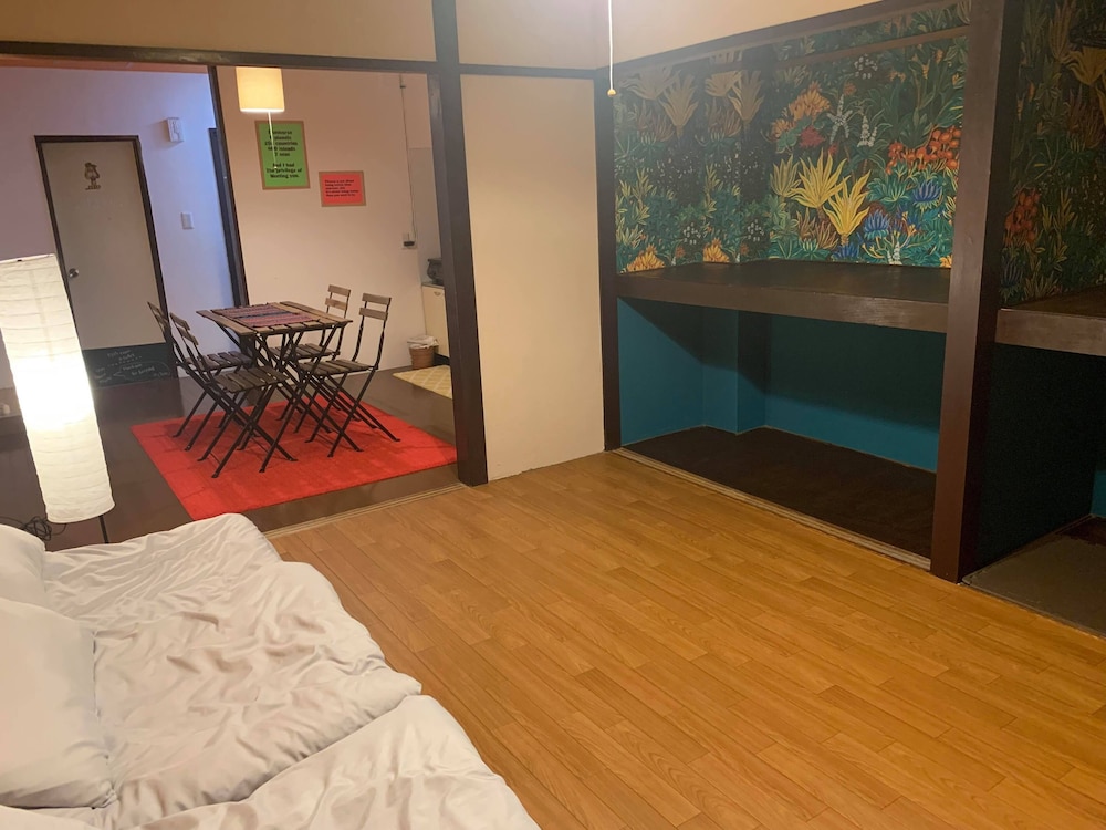 セブンスリー高松ゲストハウス 高松