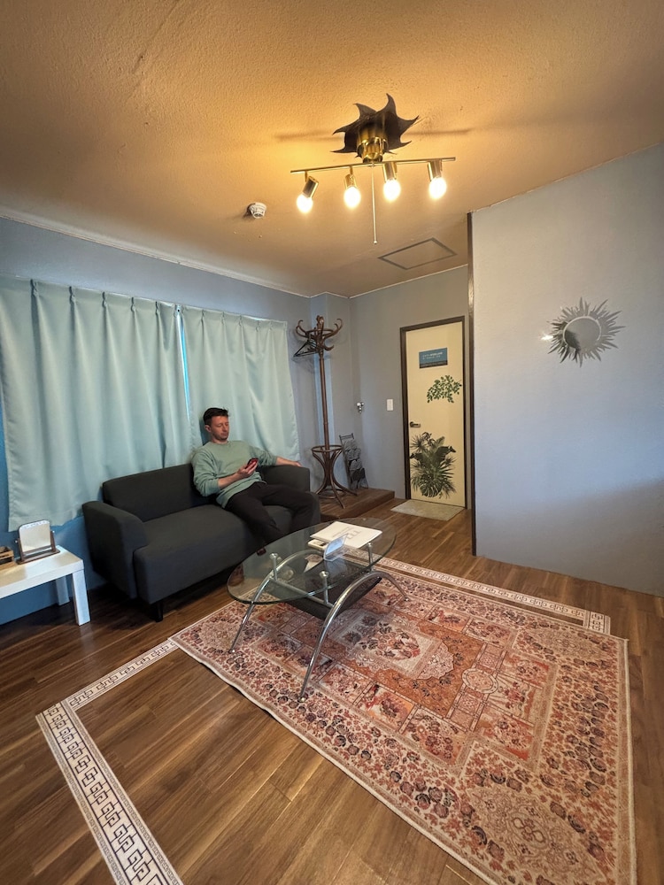 セブンスリー高松ゲストハウス 高松