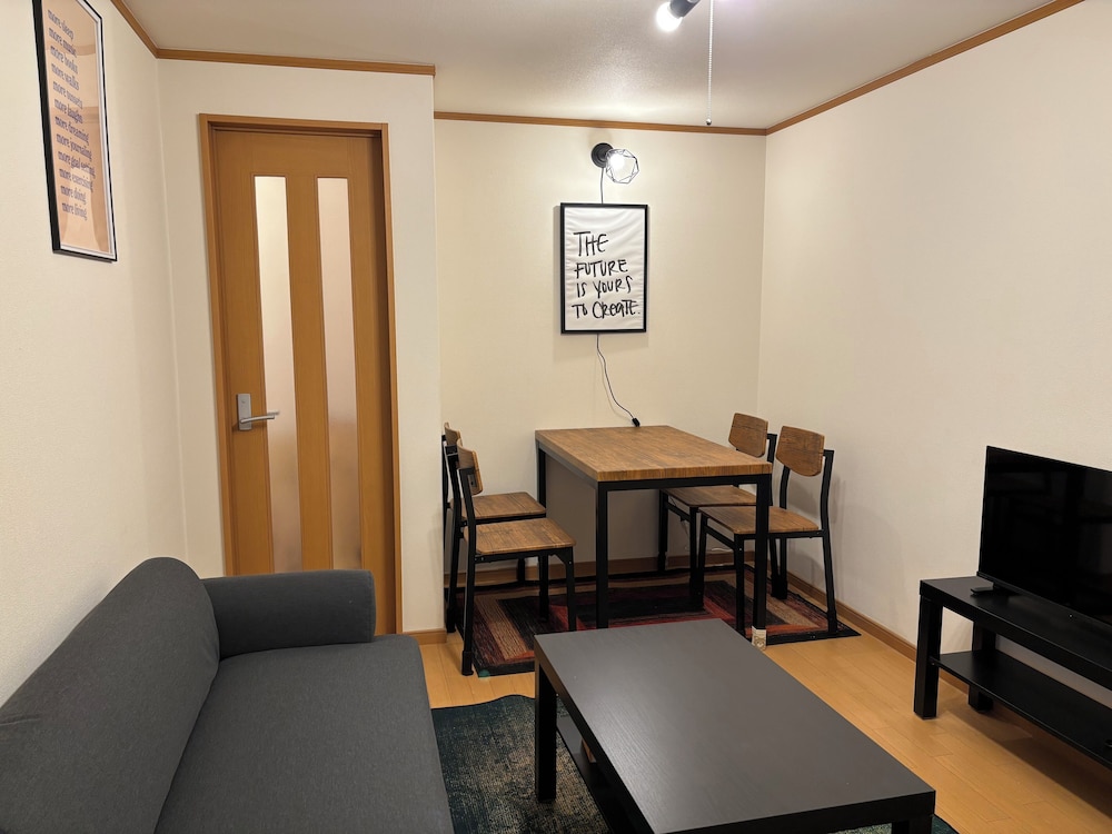 セブンスリー高松ゲストハウス 高松