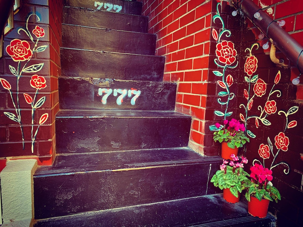 セブンスリー高松ゲストハウス 高松