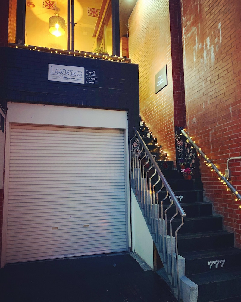 セブンスリー高松ゲストハウス 高松