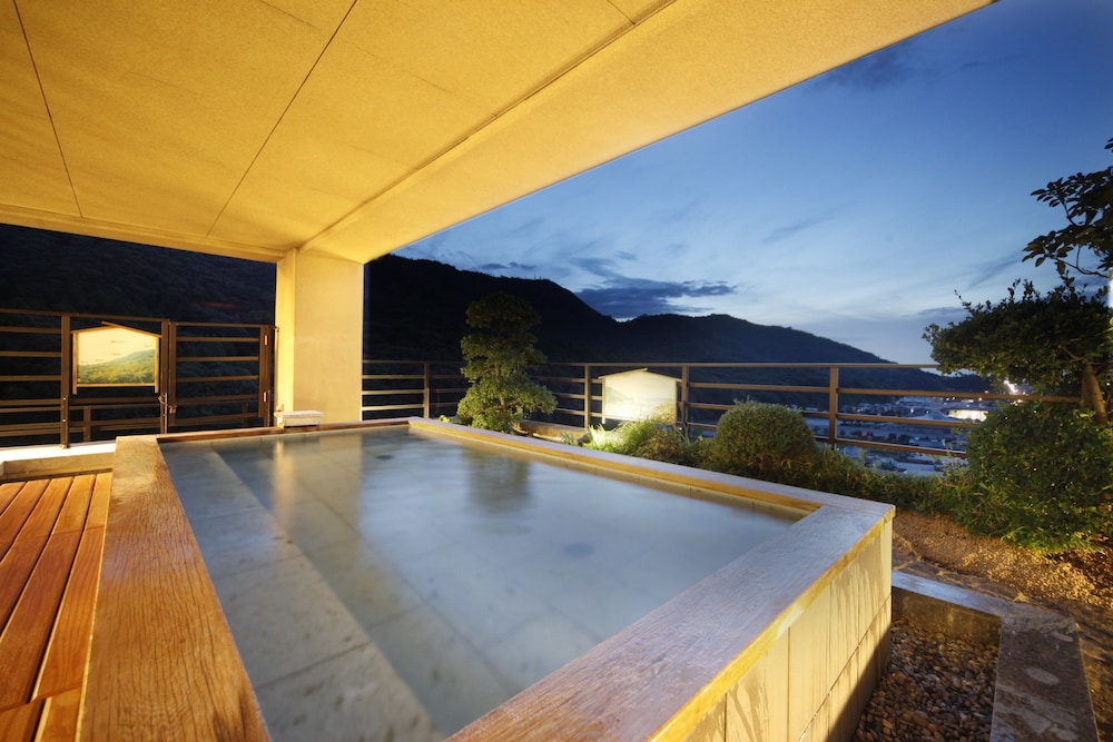 ことひら温泉琴参閣 高松