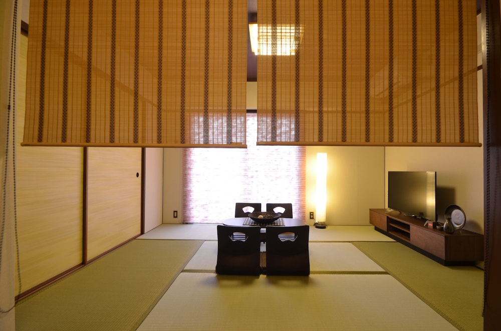 ALPHABED高松丸亀町 高松