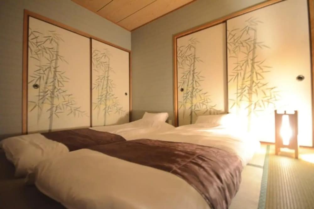 ALPHABED 高松北浜 EAST 高松