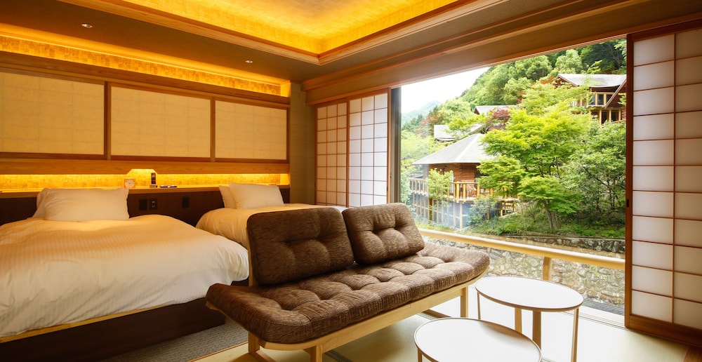 湯山荘 阿讃琴南 高松