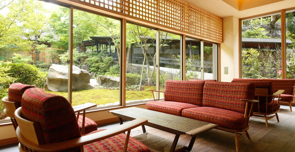湯山荘 阿讃琴南 高松