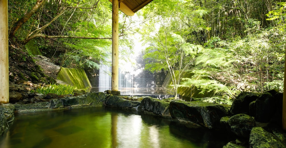 湯山荘 阿讃琴南 高松