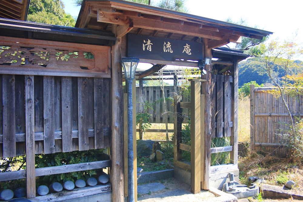 民宿まんのう清流庵 高松