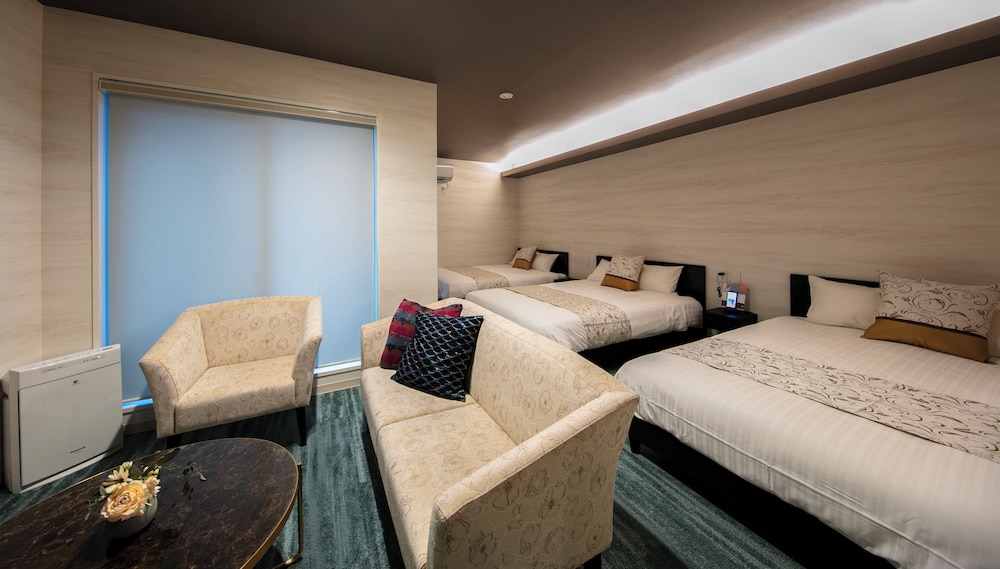 グランドベース高松 高松