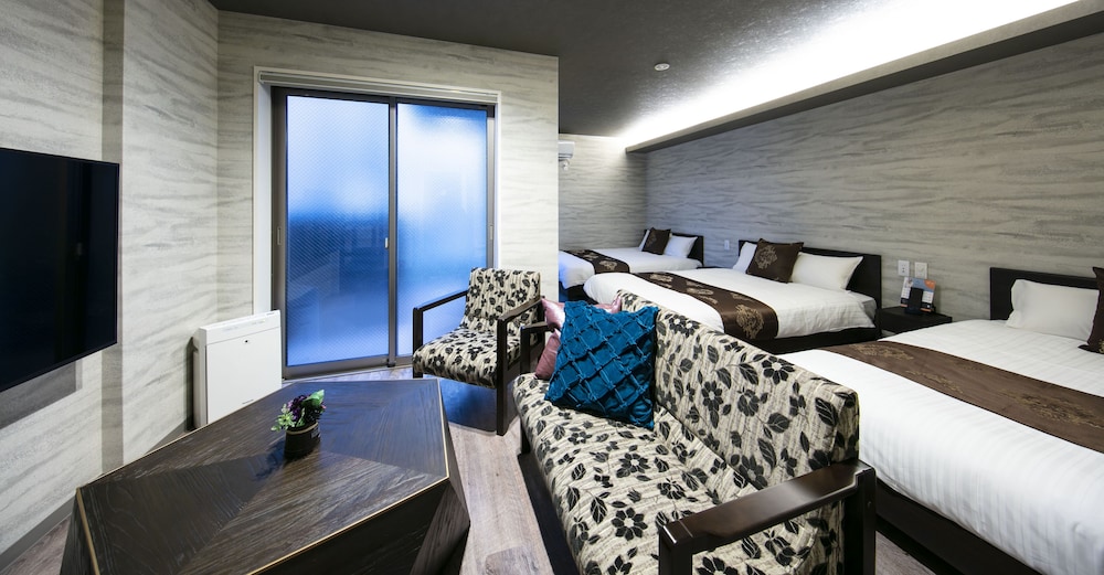 グランドベース高松 高松