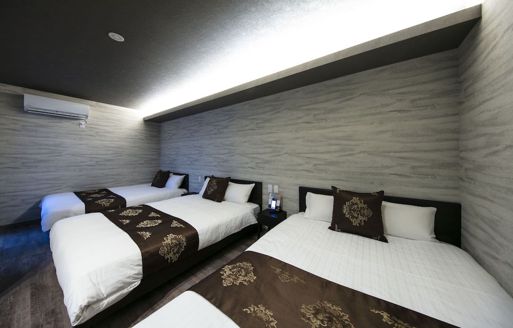 グランドベース高松 高松