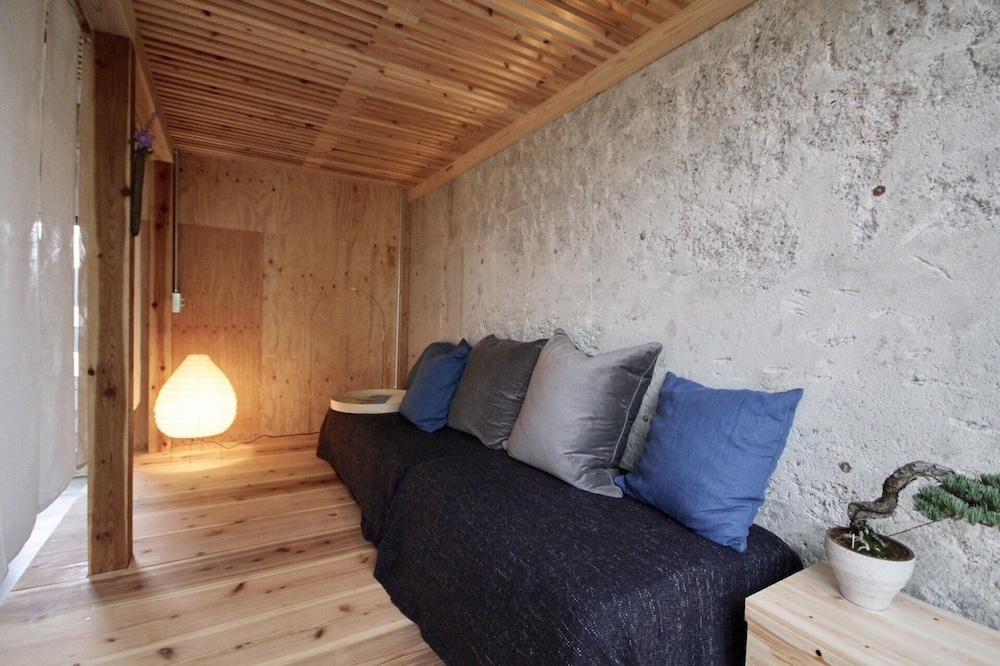 SUNNY DAY HOSTEL 高松