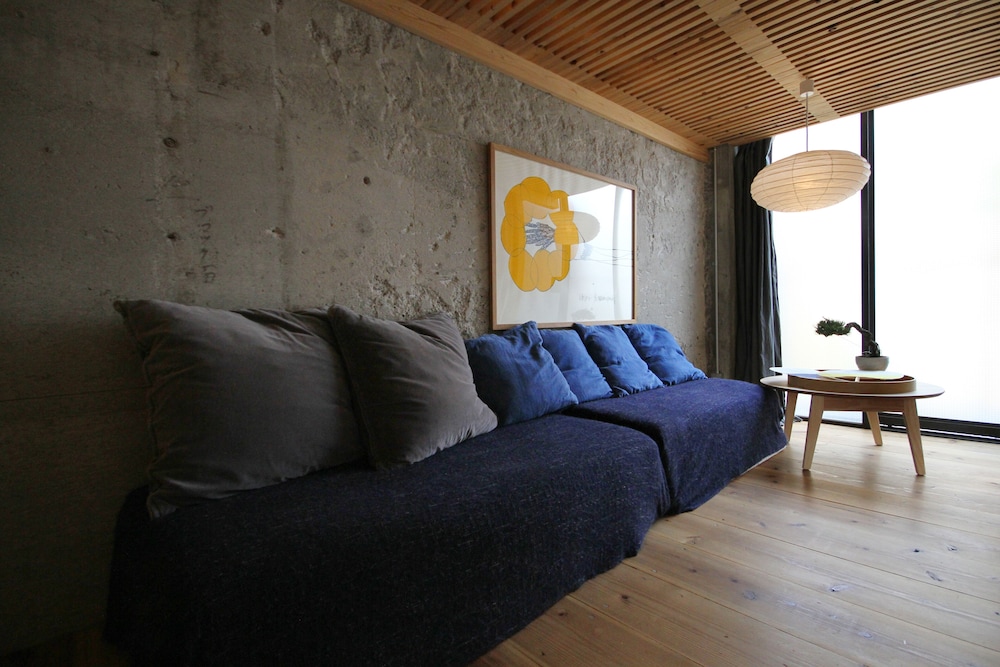 SUNNY DAY HOSTEL 高松