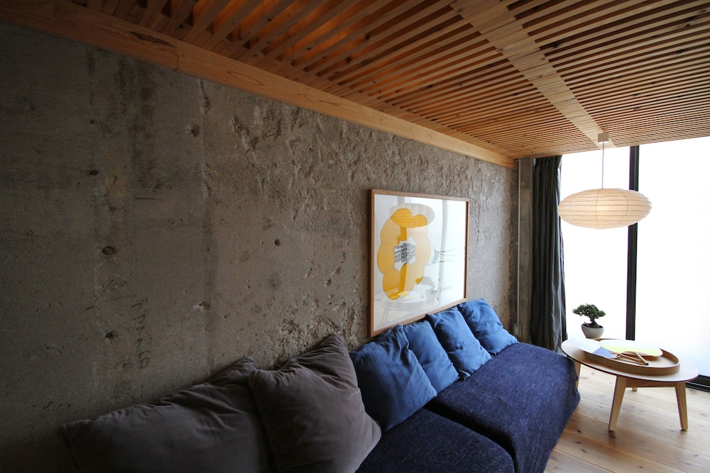 SUNNY DAY HOSTEL 高松