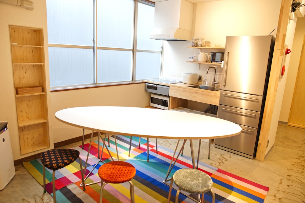 紺屋町ゲストハウス 久々 - ホステル 高松