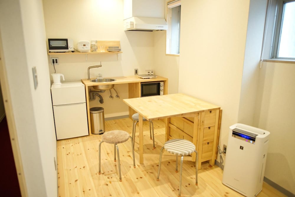 紺屋町ゲストハウス 久々 - ホステル 高松