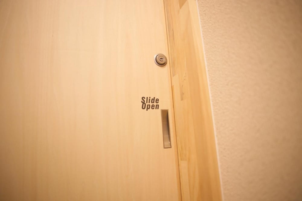 紺屋町ゲストハウス 久々 - ホステル 高松